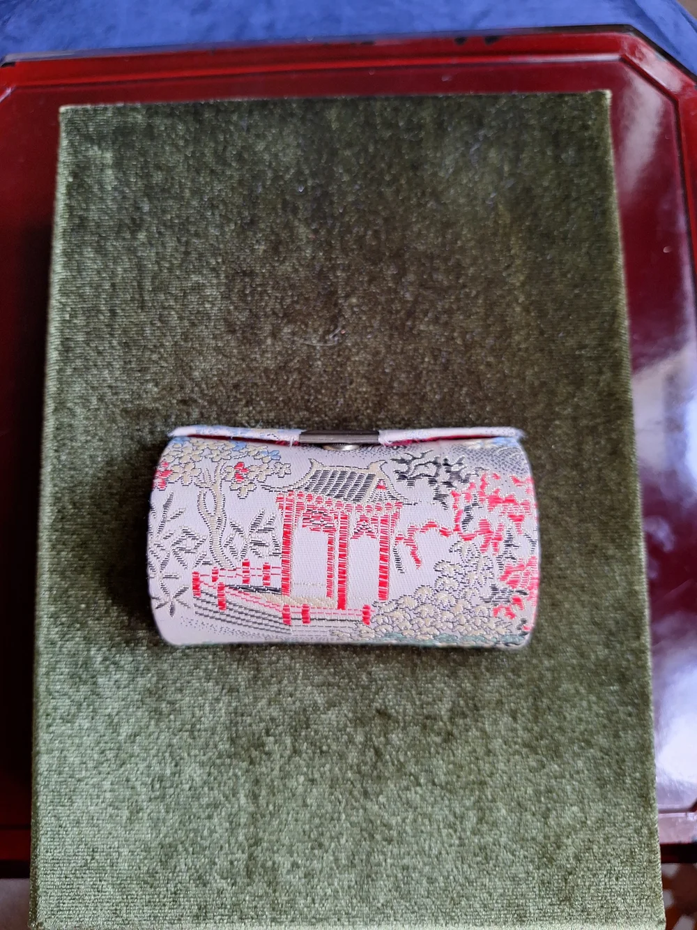 Silk Fabric Vintage Mini Lipstick Case - Ivory with Red Floral Motif